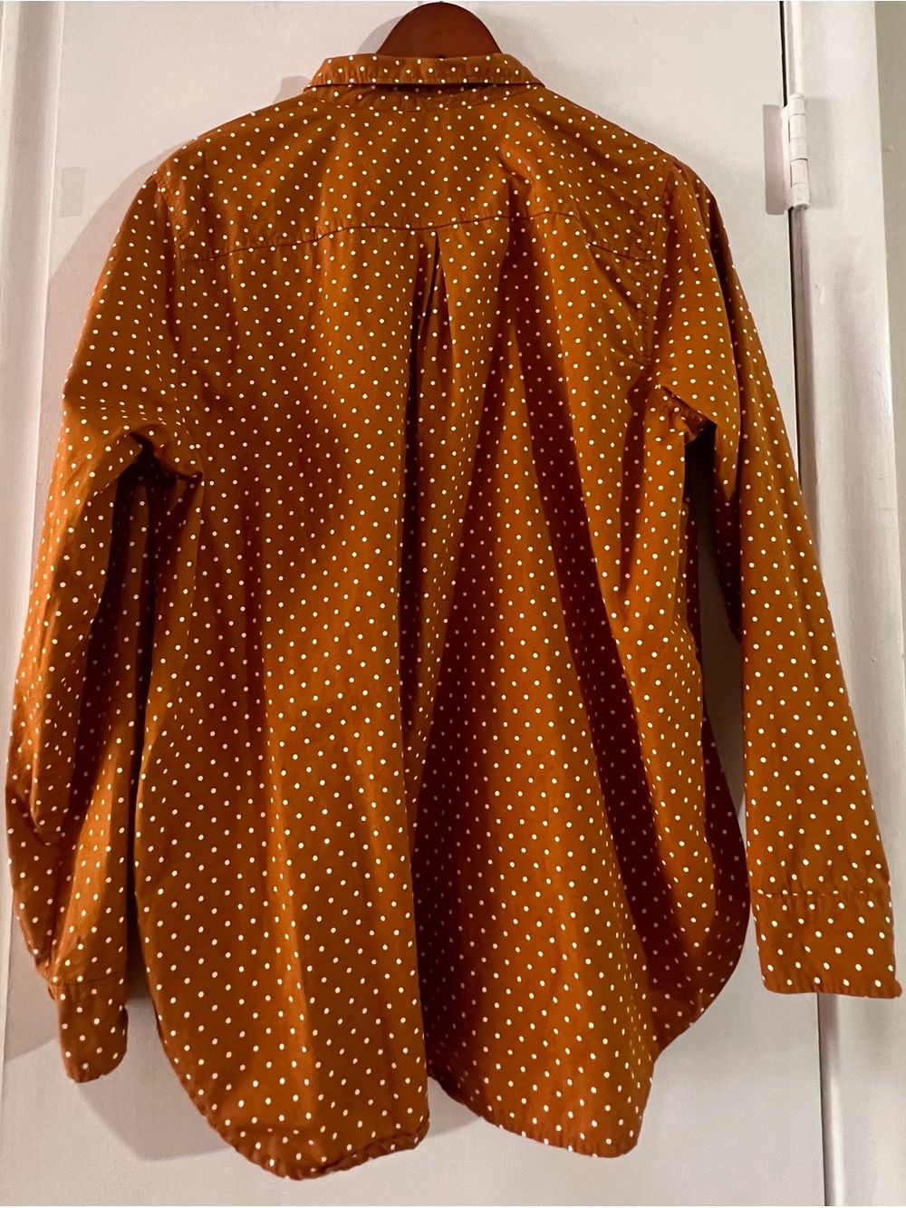 Old Navy Mustard Polka Dot Button-Down Shirt in XL - Picture 3 of 6